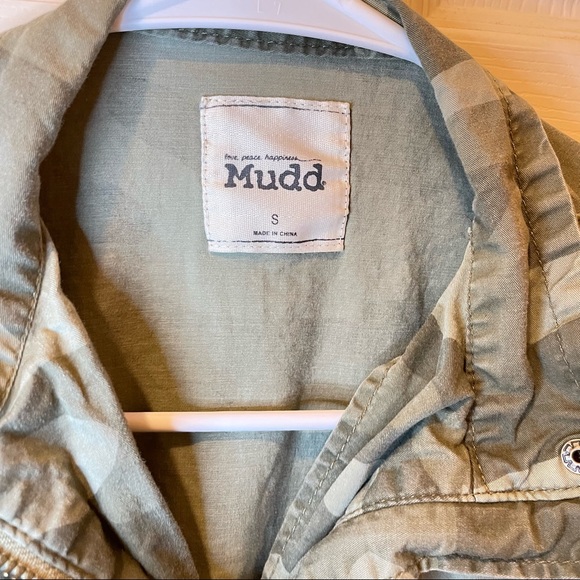 Green Camo Mudd Jacket - Picture 2 of 3